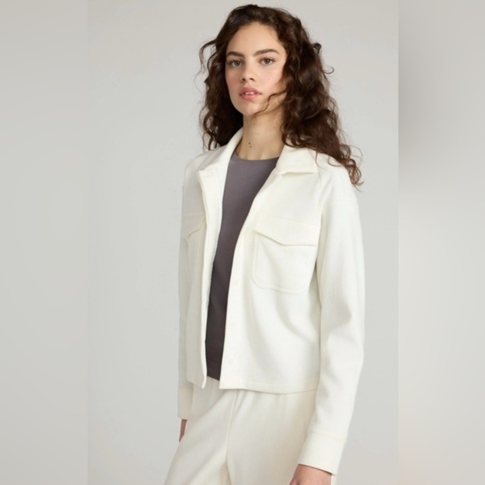 Mondetta Women's White Corduroy Ribbed Cropped Jacket Size Medium NWOT